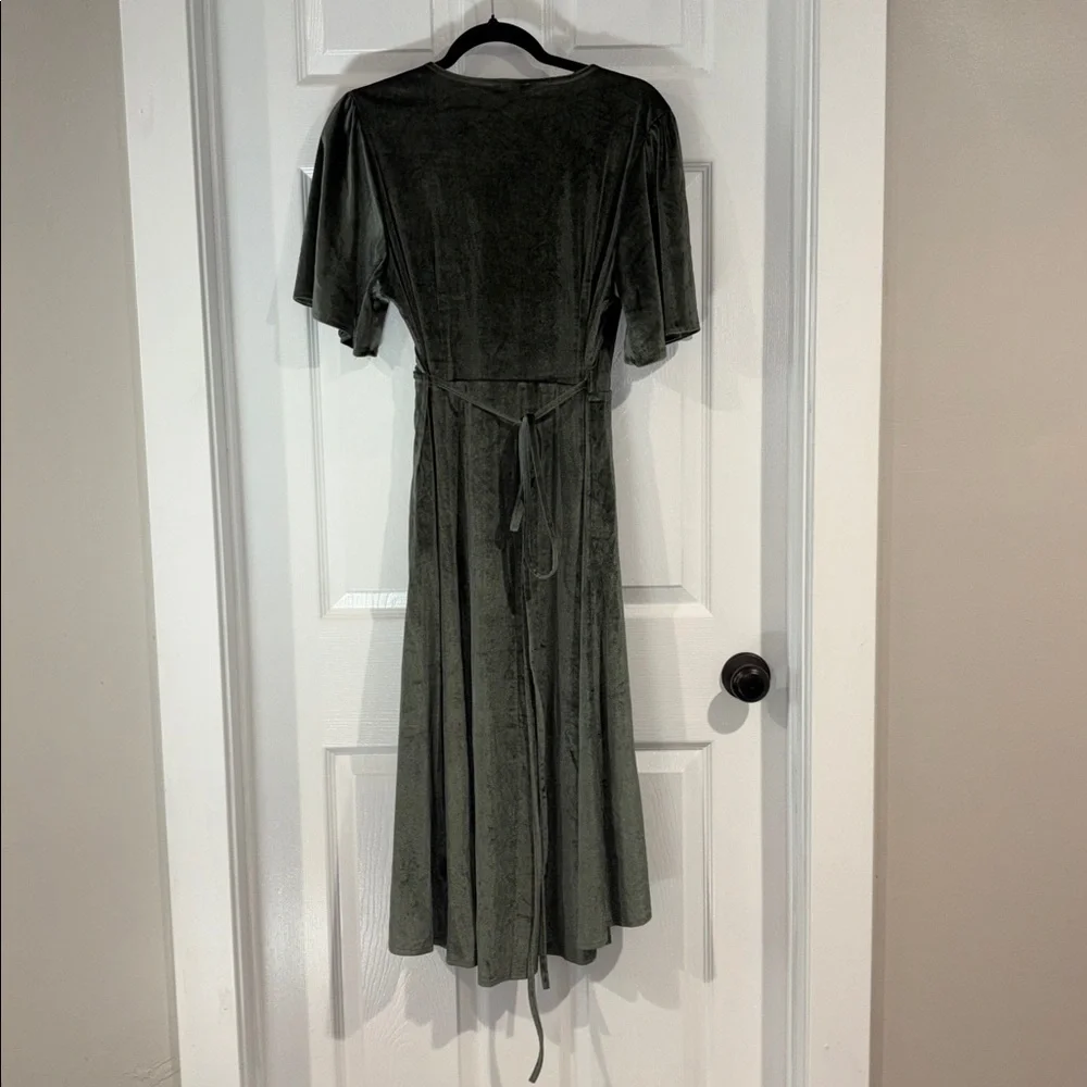 Baltic Born Olive Velvet High Low Dress. NWT. Women’s XL.
